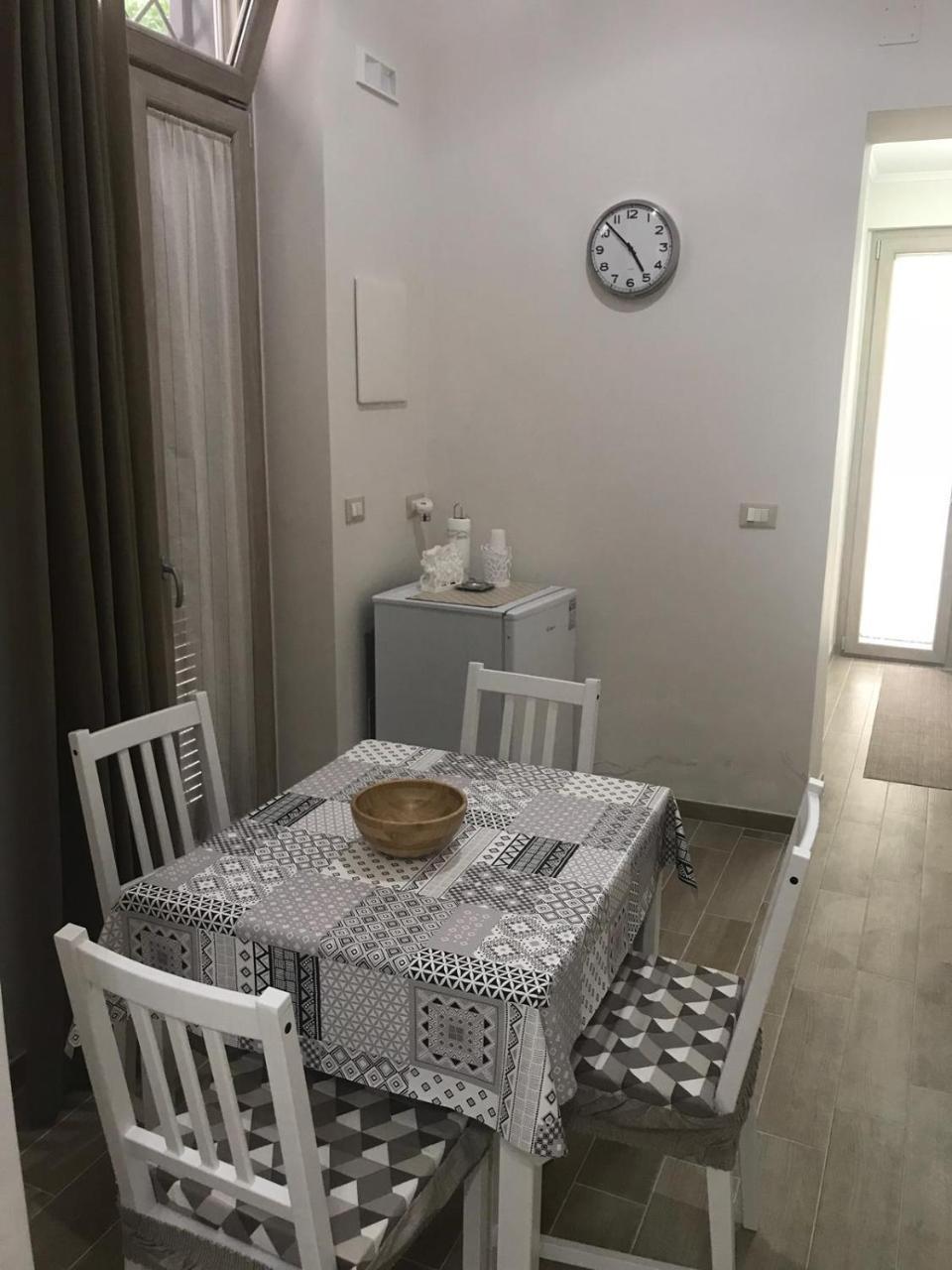 לינה וארוחת בוקר קסטלמרה די סטביה Virgilio'S Garden מראה חיצוני תמונה