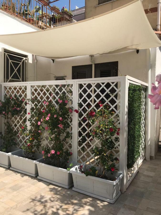 לינה וארוחת בוקר קסטלמרה די סטביה Virgilio'S Garden מראה חיצוני תמונה