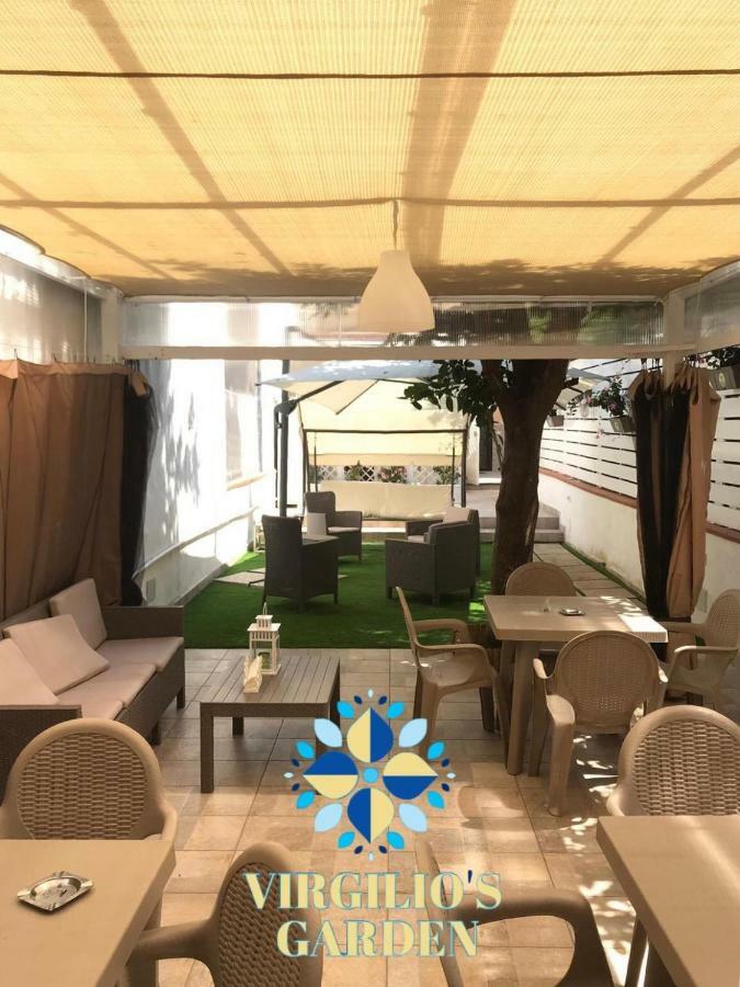 לינה וארוחת בוקר קסטלמרה די סטביה Virgilio'S Garden מראה חיצוני תמונה
