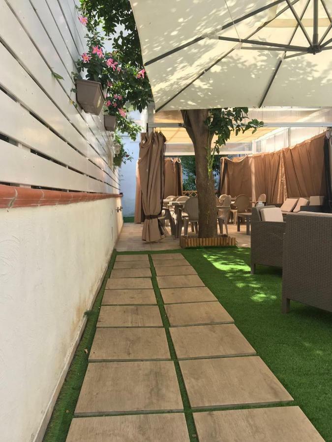 לינה וארוחת בוקר קסטלמרה די סטביה Virgilio'S Garden מראה חיצוני תמונה